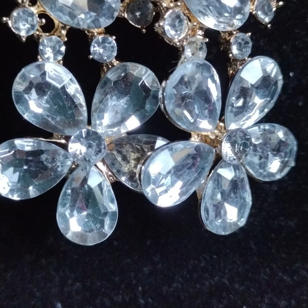 NWOT 2 piece Jewelry - Picture 3 of 4